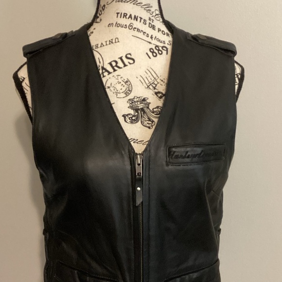 Harley-Davidson Black Leather Vest - Picture 2 of 12
